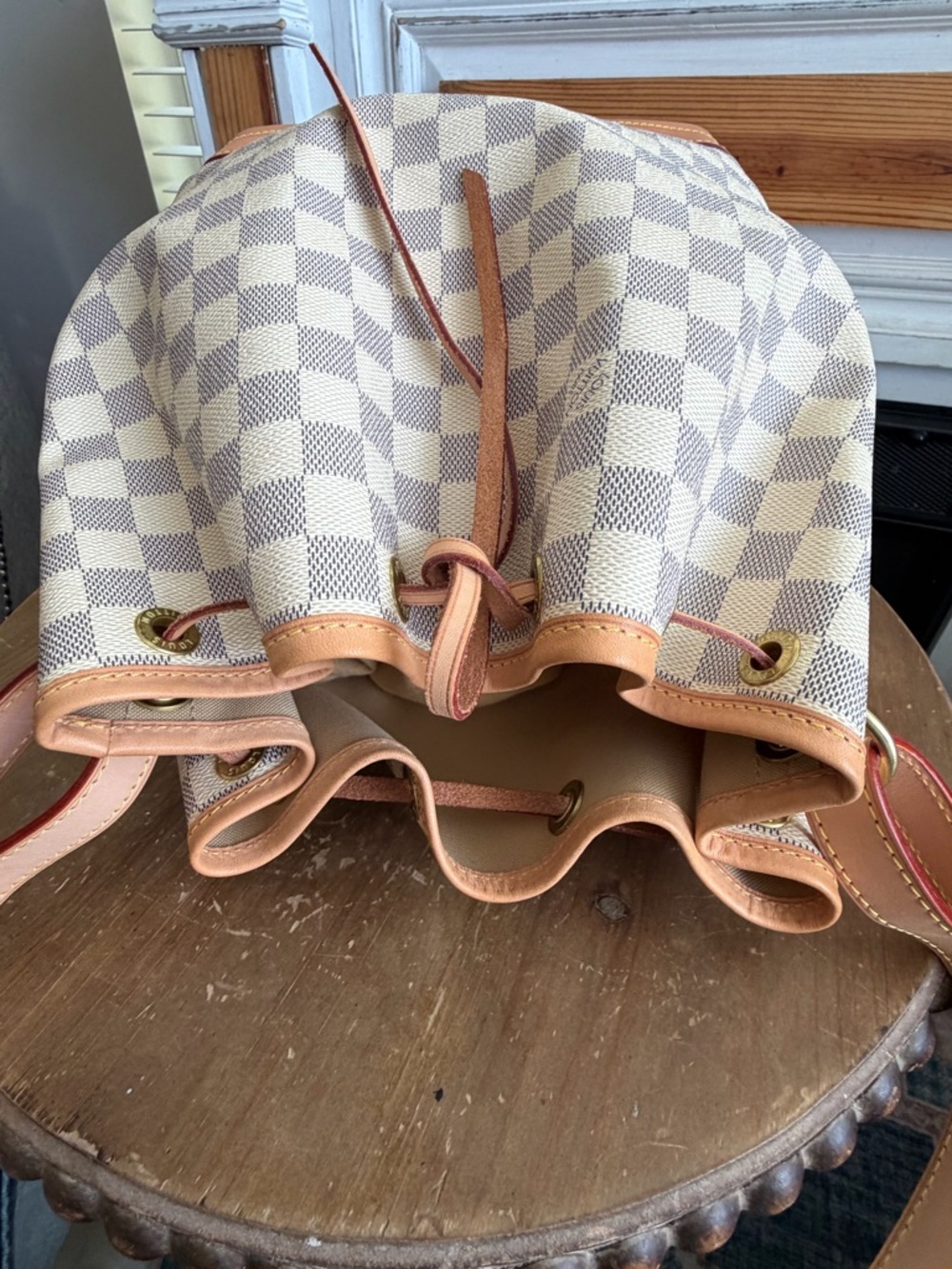 Louis Vuitton Noe GM in Damier Azur Drawstring Bucket Shoulder Bag - Picture 10 of 16